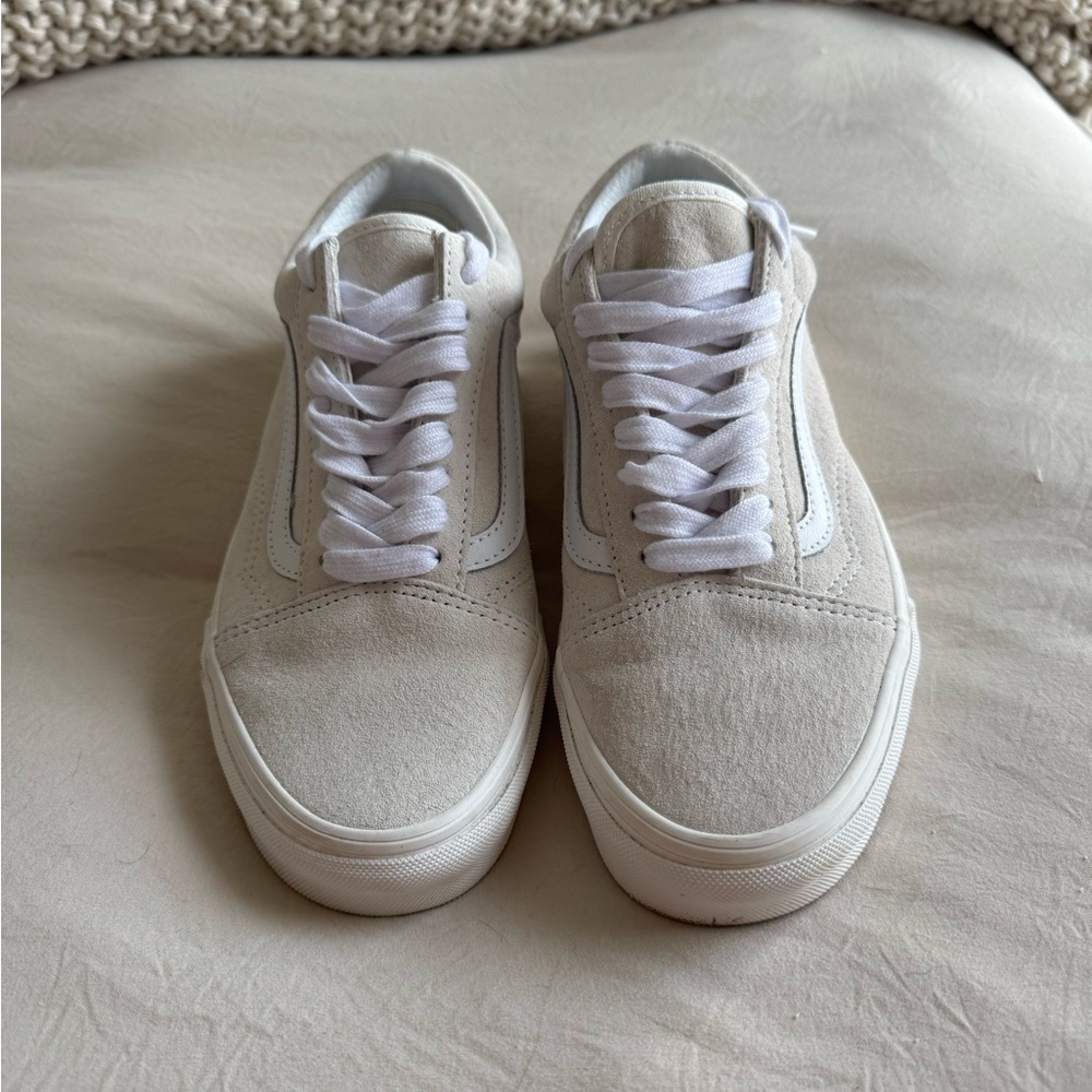 Vans Unisex Off-White Sneakers